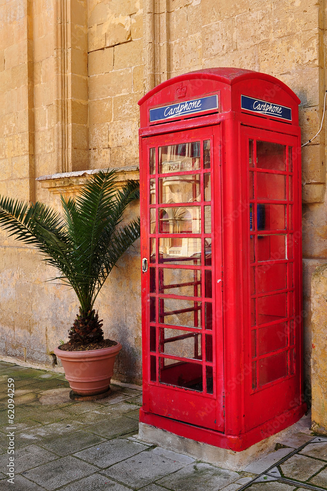 Fototapeta premium red phone booth,island Malta