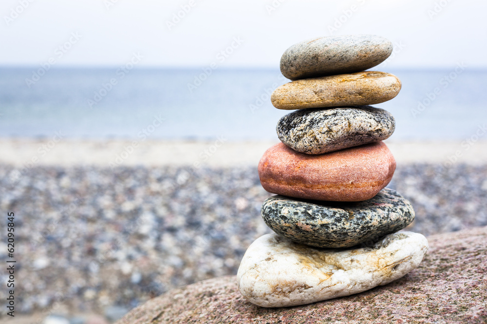 Steinmännchen am Strand der Ostsee, Schleswig-Holstein,Deutschl Steinmännchen am Strand der Ostsee, Schleswig-Holstein,Deutschl