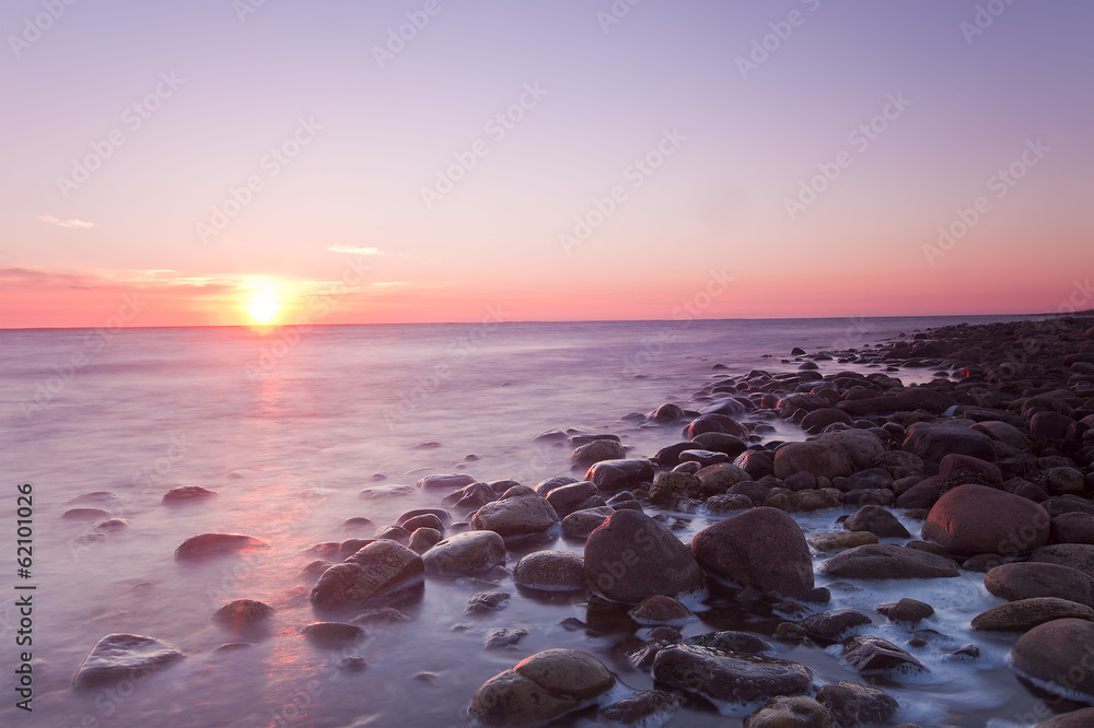 Setting sun over the Swedish coastline