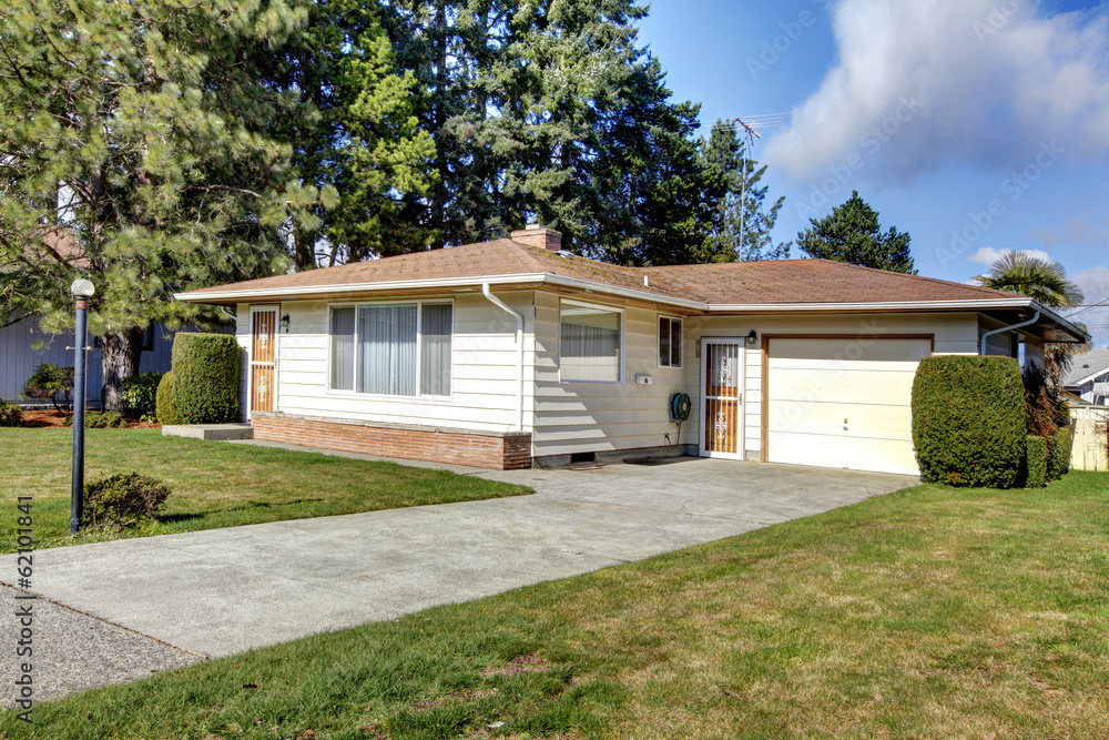 House exterior. One story small house House exterior. One story small house