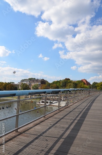 Le pont Kladka bernatka  la Vistule  Cracovie