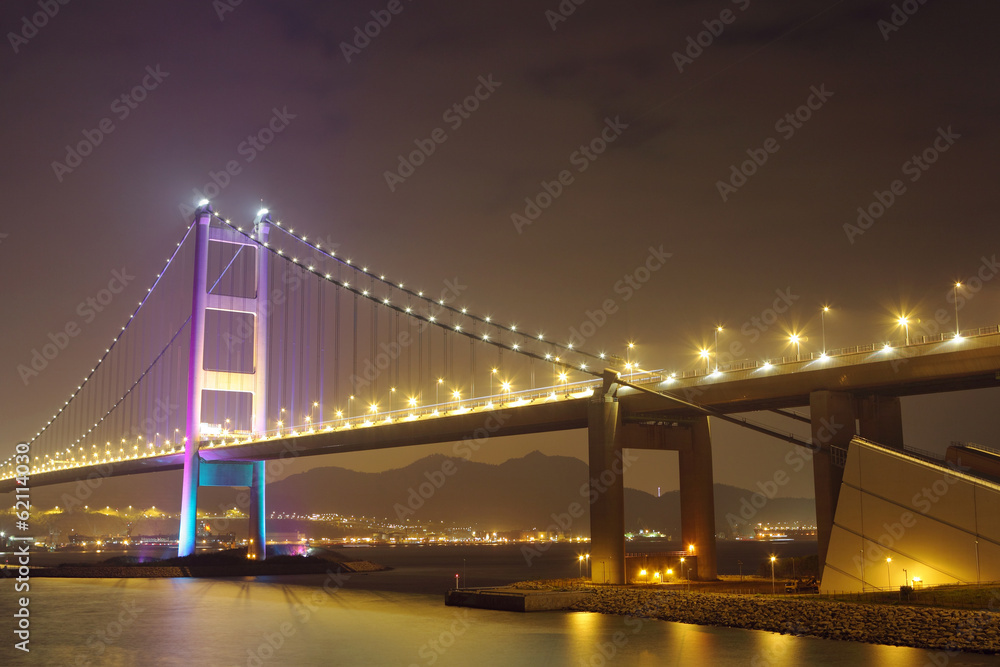 Fototapeta premium Hong Kong suspension bridge