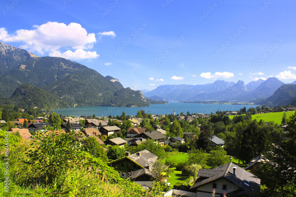 Obraz premium Wolfgangsee lake in Alps, Austria