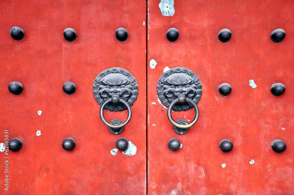 Fototapeta premium Portes du temple Baiyun, Shanghai, Chine