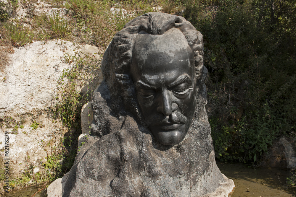 Denkmal für Khalil Gibran, Bscharre, Libanon