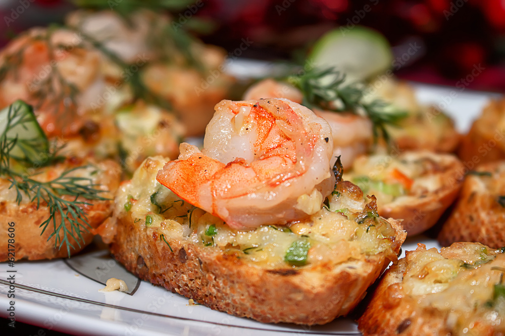 Hot Sandwich With Shrimp Hot Sandwich With Shrimp