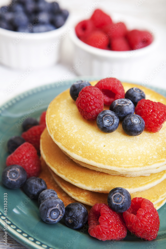 Pancakes with Berries Pancakes with Berries