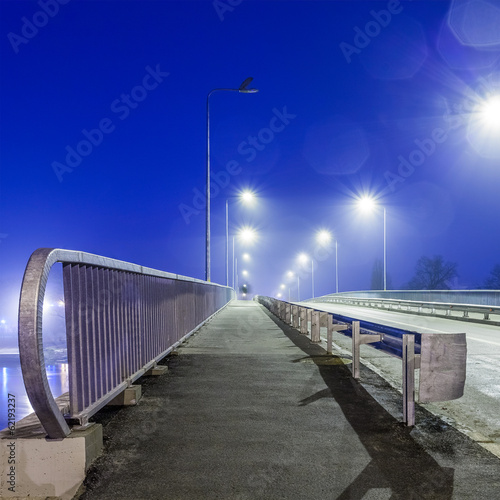 Empty freeway at night © beerlogoff