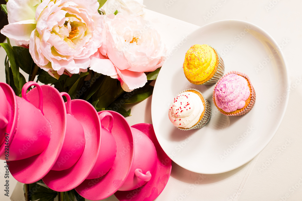 Photo of 3 cupcakes Photo of 3 cupcakes