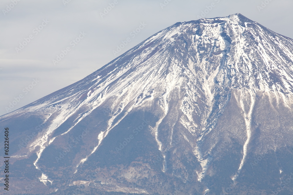 Mountain Fuji in winter season from Lake Tanuki