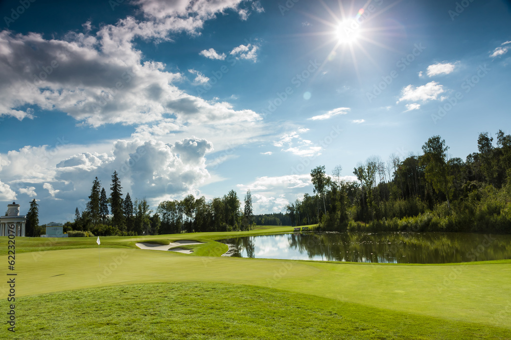 Fototapeta premium Golf Course in the Sun
