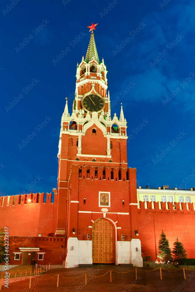Fototapeta premium The Kremlin in Red Square, Moscow, Russia