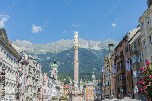 Φωτογραφία Saint Anne Column in Innsbruck, Austria.