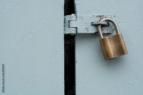 old padlock photo