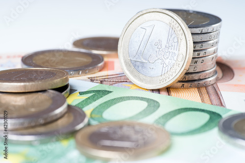 Wallpaper Mural 100 Euroschein und Euromünzen Torontodigital.ca