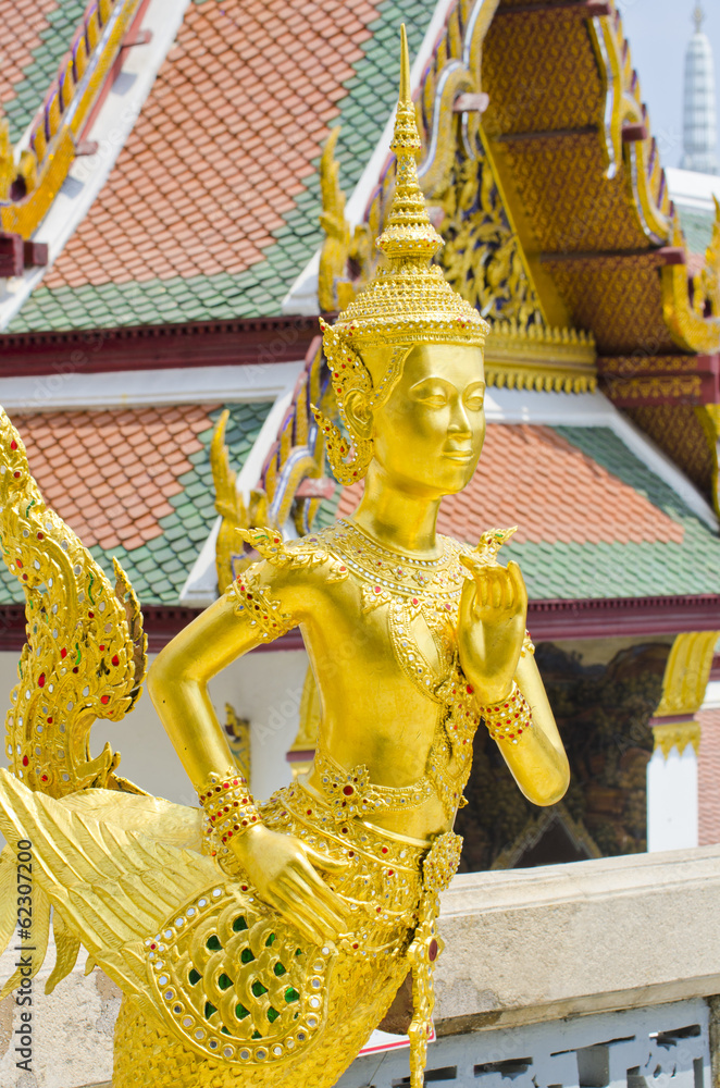 Fototapeta premium Nice Thai Statue Kinnaree