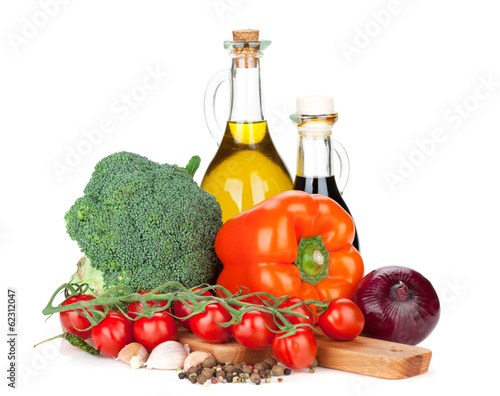 Fototapeta Naklejka Na Ścianę i Meble -  Fresh ingredients for cooking: tomato, pepper, cabbage and spice