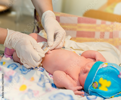 measurement of the newborn in the hospital photo