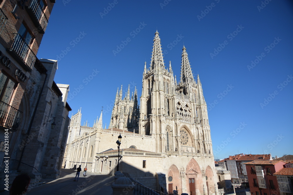 Panoramica espectacular y famosa catedral de burgos