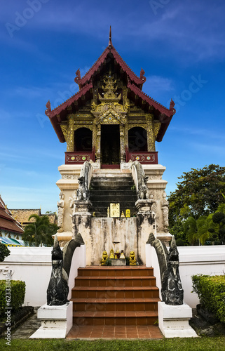 Wat Phra Singh Woramahaviharn in Chiangmai © nbriam