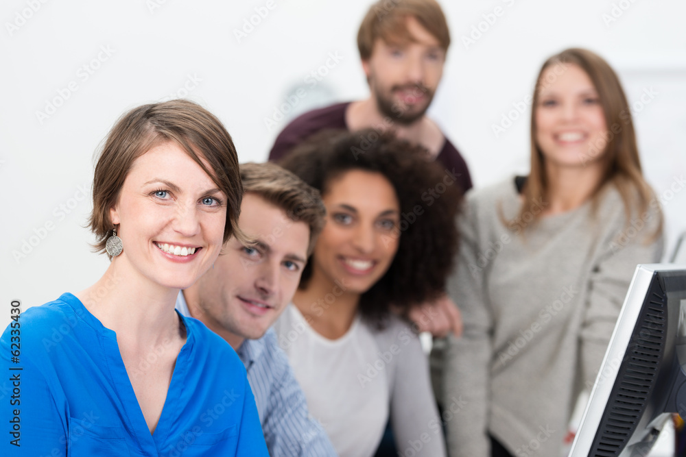 erfolgreiches, modernes team im büro erfolgreiches, modernes team im büro