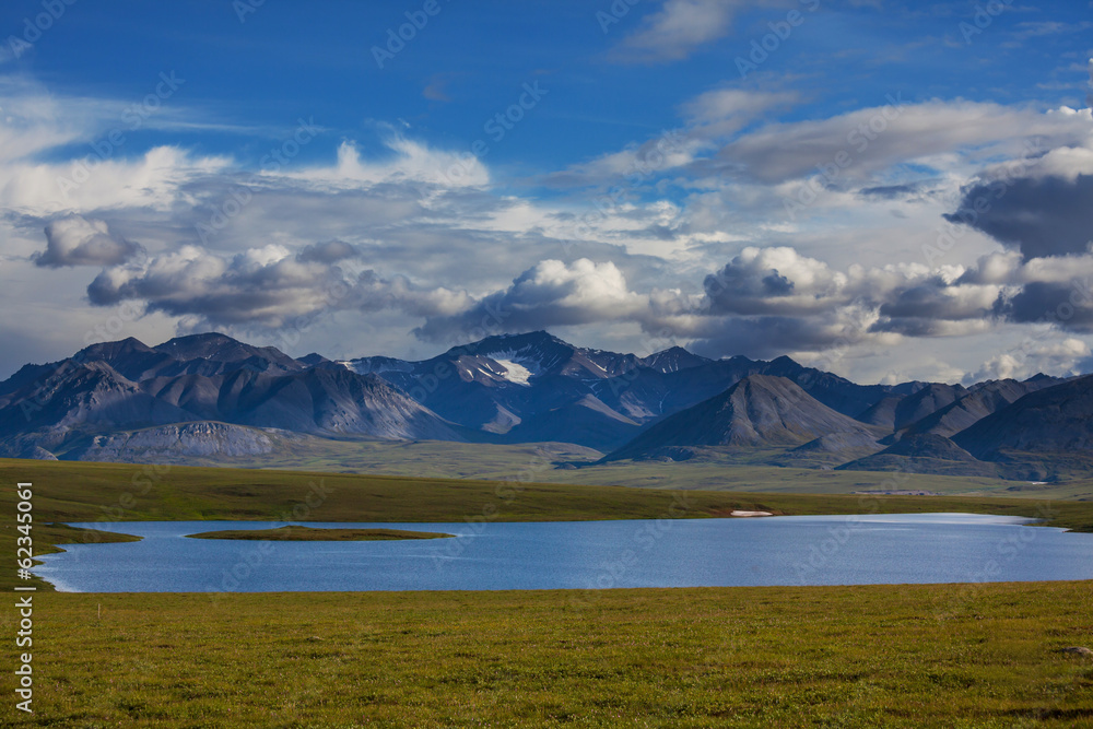 Fototapeta premium Lake on Alaska