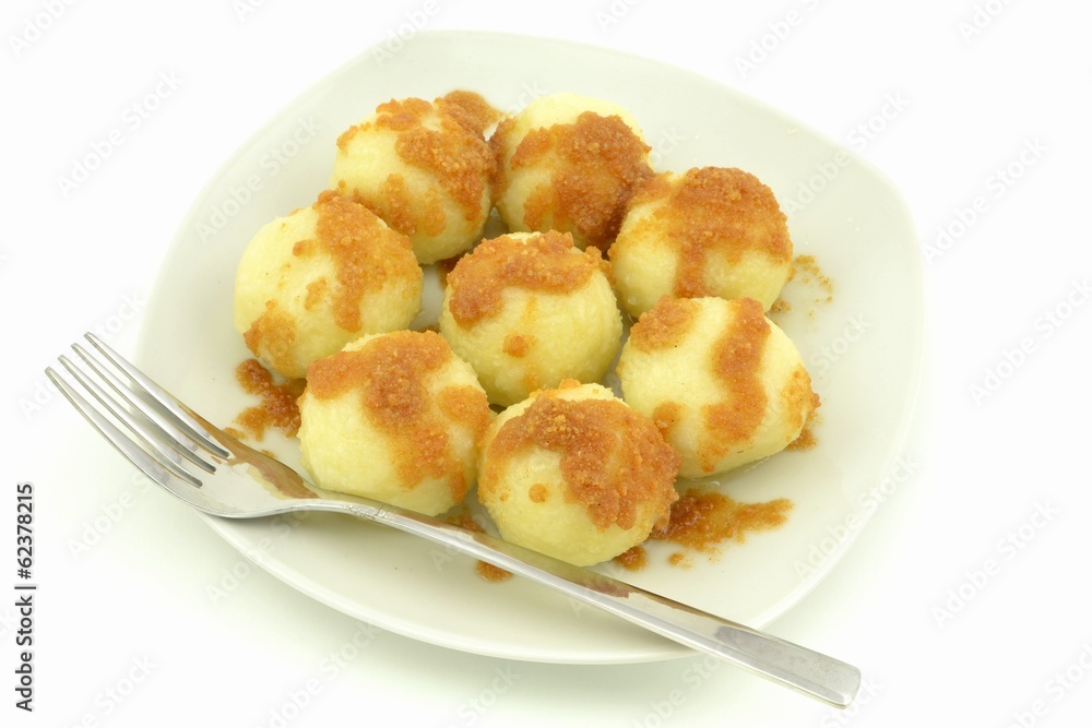 potato dumplings with bread crumbs