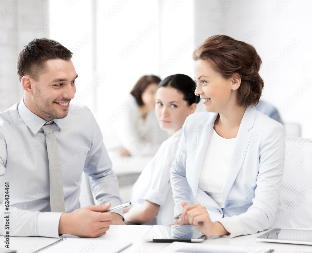 Fototapeta premium usiness colleagues talking in office