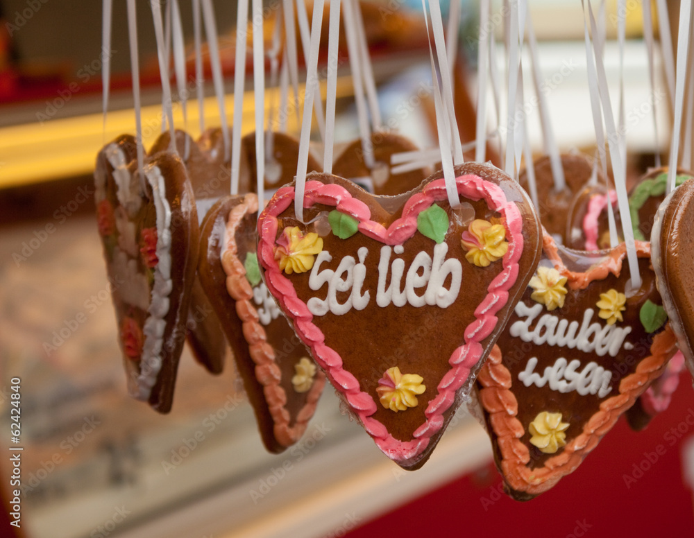 Sei lieb! StockFoto Adobe Stock