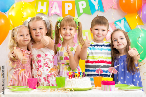 kids preschoolers celebrating birthday party