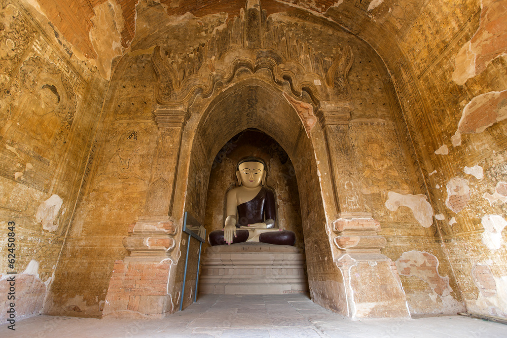 Buddha images and paintings inside Thambula Pahto temple, Bagan Buddha images and paintings inside Thambula Pahto temple, Bagan
