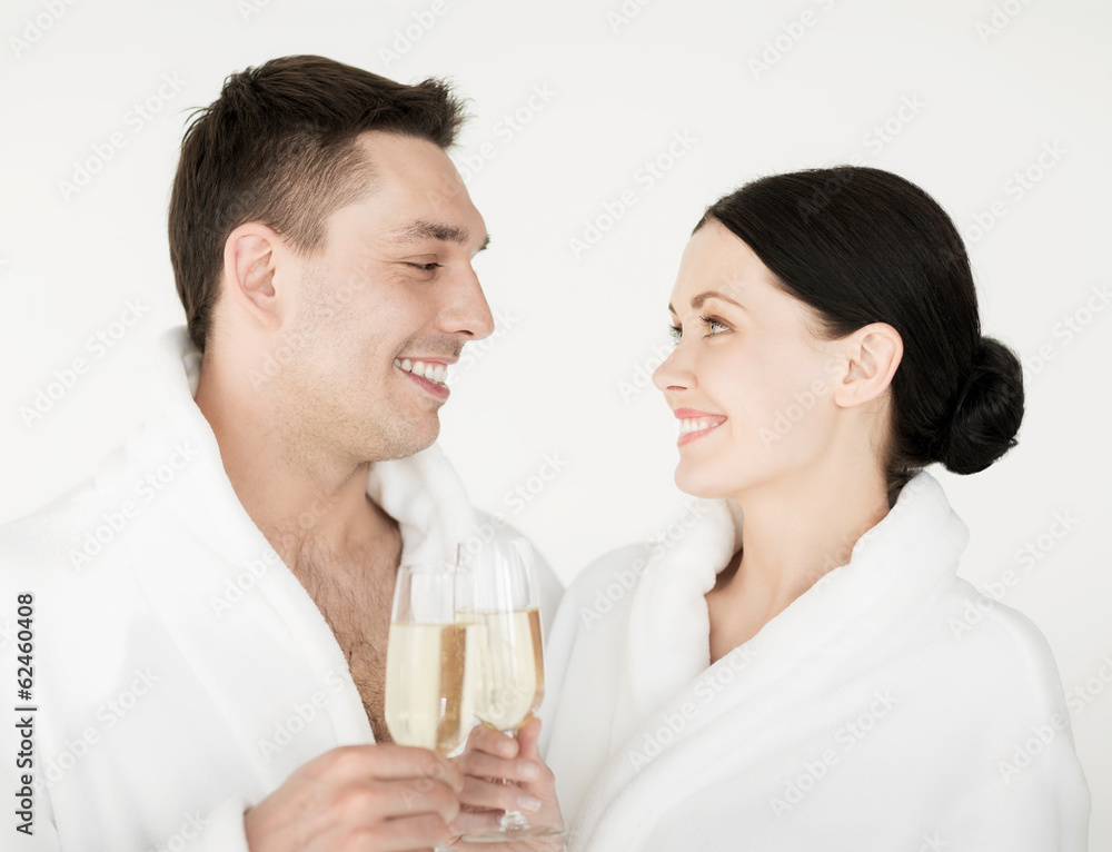 couple in spa couple in spa