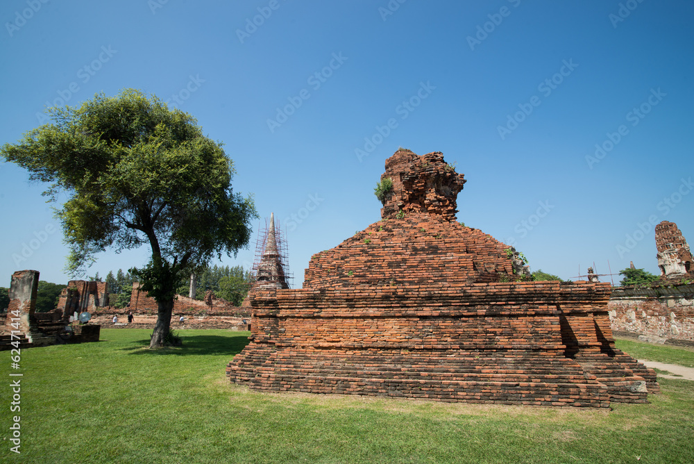stupa in ayuthaya thailand