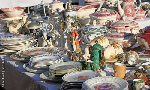 furnishings and ceramic plates for sale vintage shop © ChiccoDodiFC