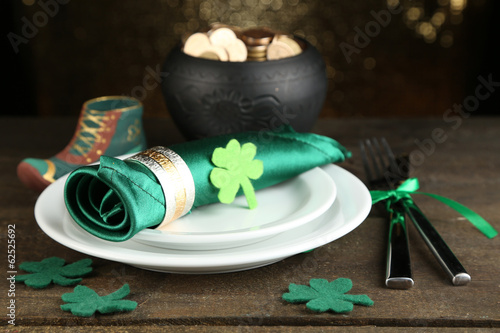 Table setting for St Patricks Day with white background