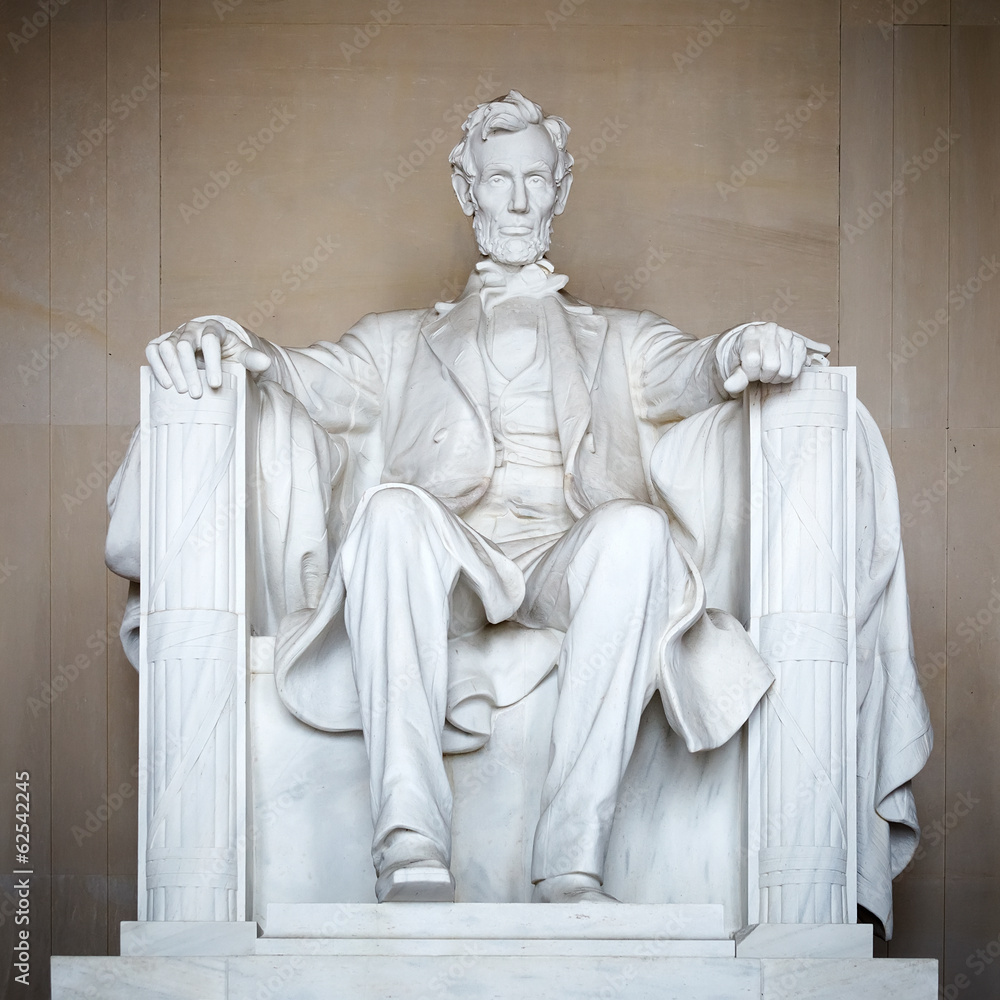 Fototapeta premium Statue of Abraham Lincoln