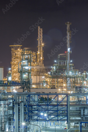 Night scene of Refinery plant