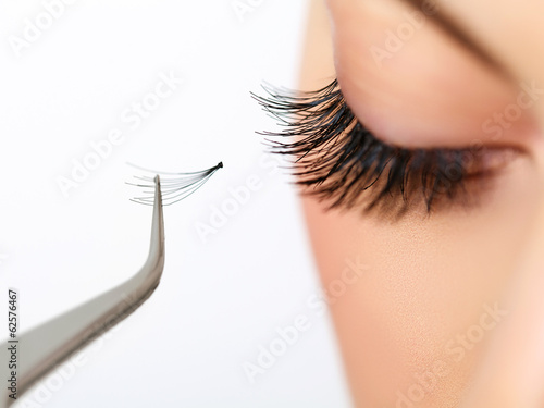 Fotografia Woman eye with beautiful makeup and long eyelashes. Mascara