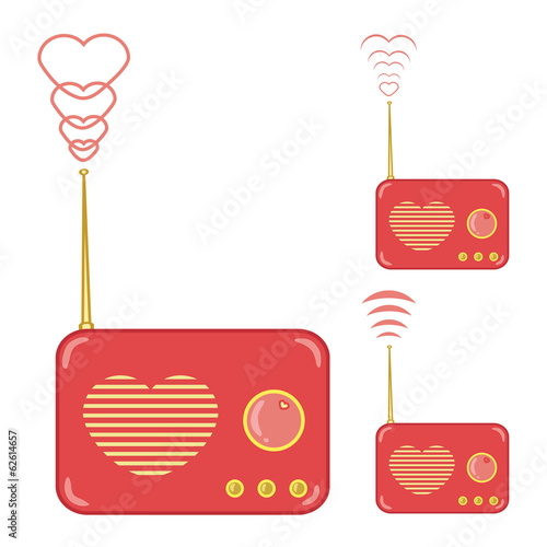 pretty pink radio with heart