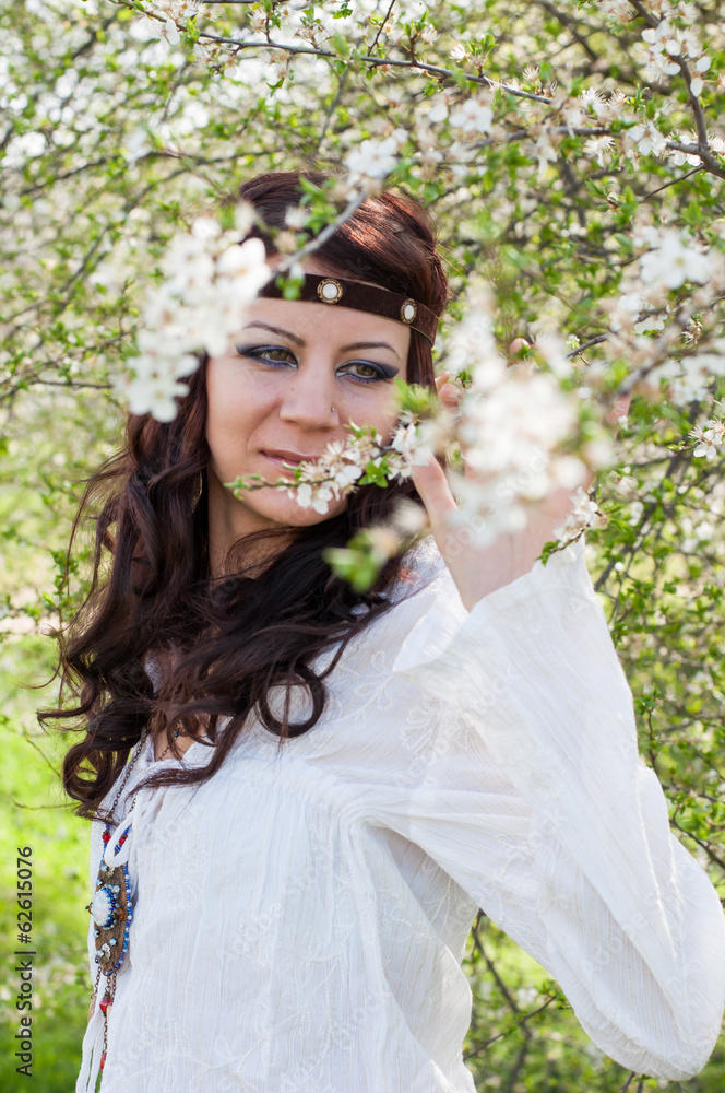 Naklejka premium The girl in an image of the fantastic elf