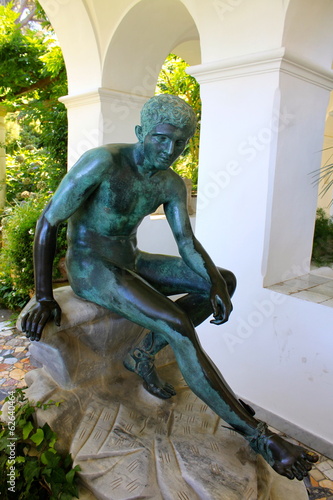 Statue villa San Michele à Anacapri - Italie
