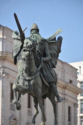 Estatua de El Cid Campeador, Burgos, España photo