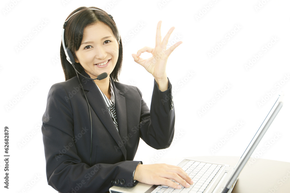 笑顔のオペレーター 笑顔のオペレーター
