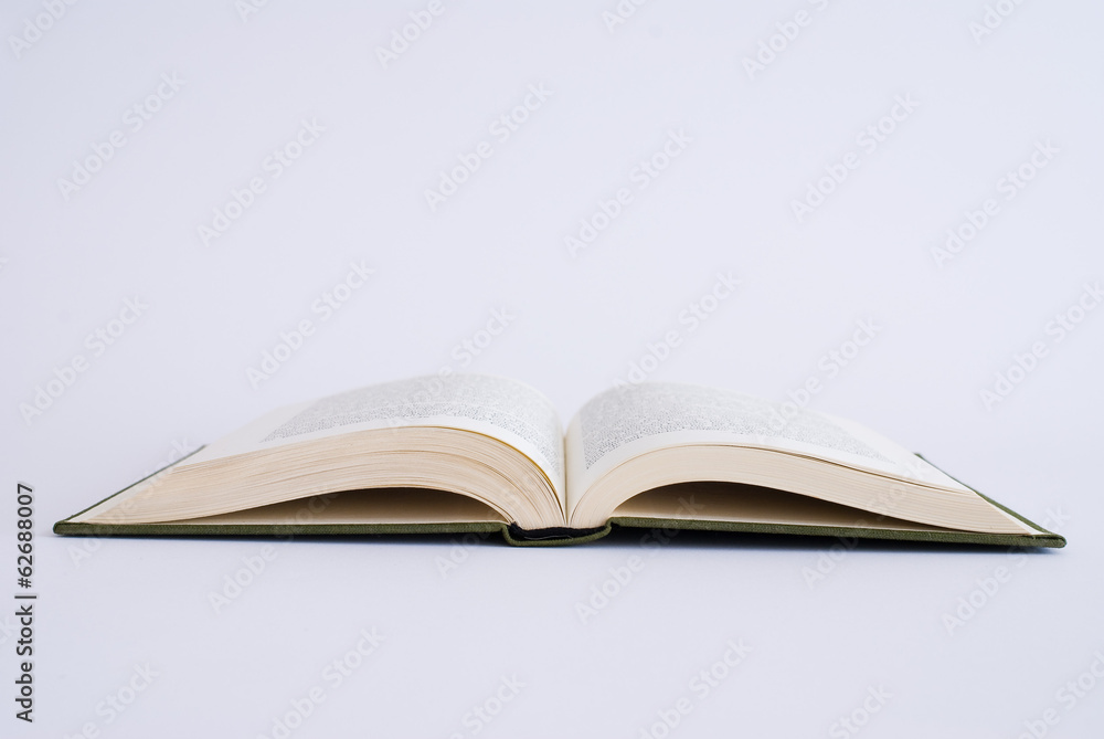 aufgeschlagenes Buch aufgeschlagenes Buch
