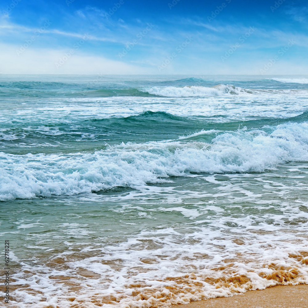 Fototapeta premium seascape, sand beach and blue sky