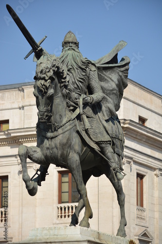 Primer Plano escultura de El Cid, Burgos, Camino de Santiago photo