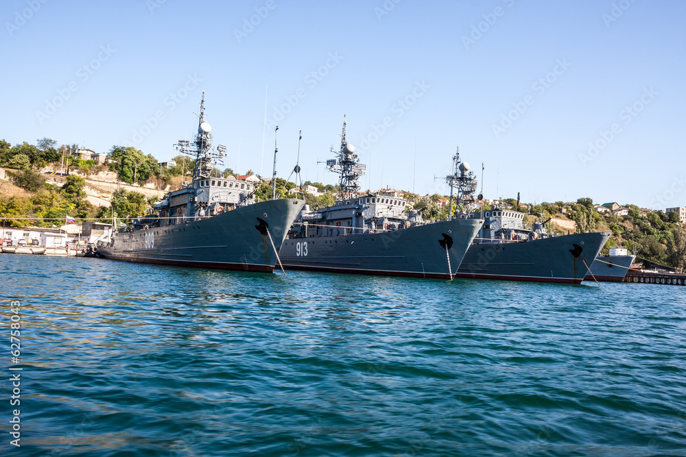 Obraz premium Russian warship in the Bay, Sevastopol, Crimea