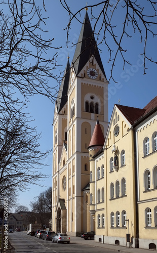 Pfarrkirche St. Josefl in Weiden © Otto Durst