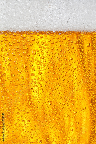 Bubbles and foam in a beer
