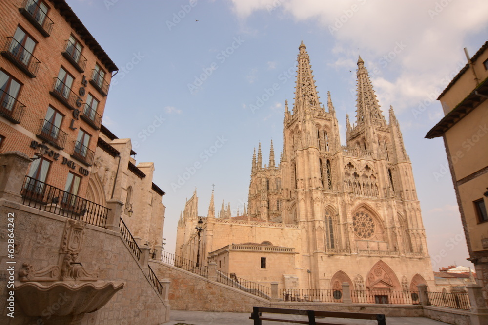 Fototapeta premium Catedral de Burgos y alrededores (Camino de Santiago, Burgos)